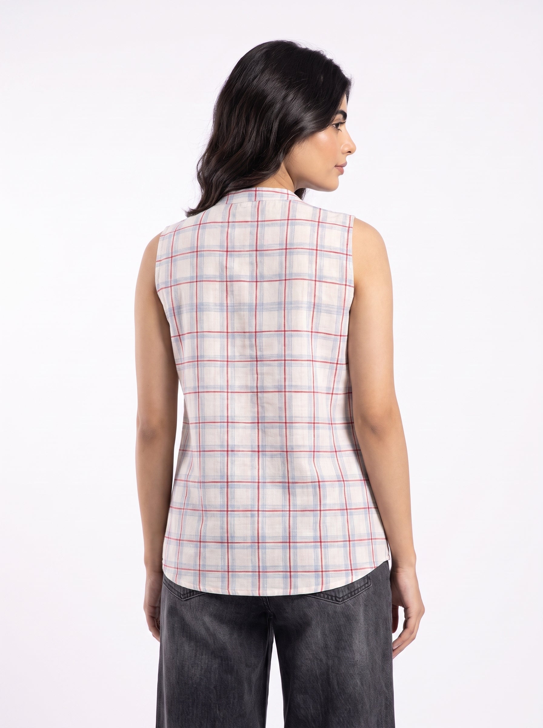 Add a clean and contemporary touch to your wardrobe with this soft blue and red checkered sleeveless top, featuring a neat split neckline and classic front button closure.