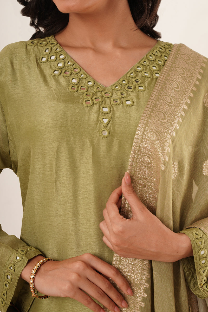mirror-work-in-green-kurti-set-with-printed-brocade-dupatta