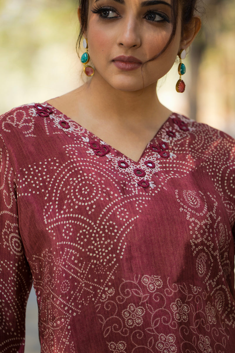 Hand Mirror Work V-Neck Kurti Set-Maroon
