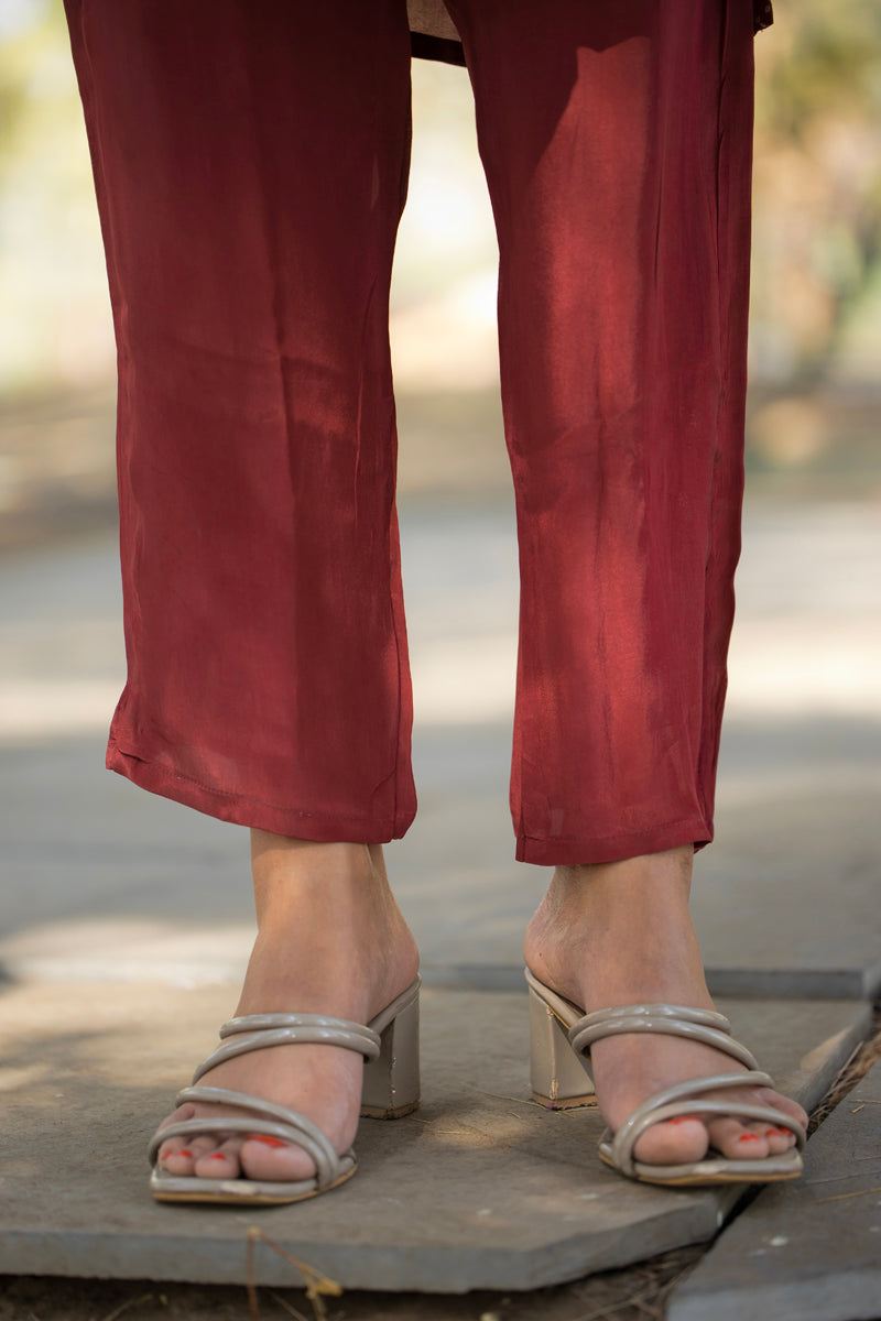 Hand Mirror Work V-Neck Kurti Set-Maroon
