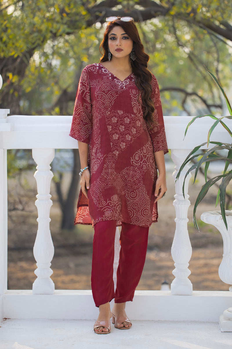 Hand Mirror Work V-Neck Kurti Set-Maroon