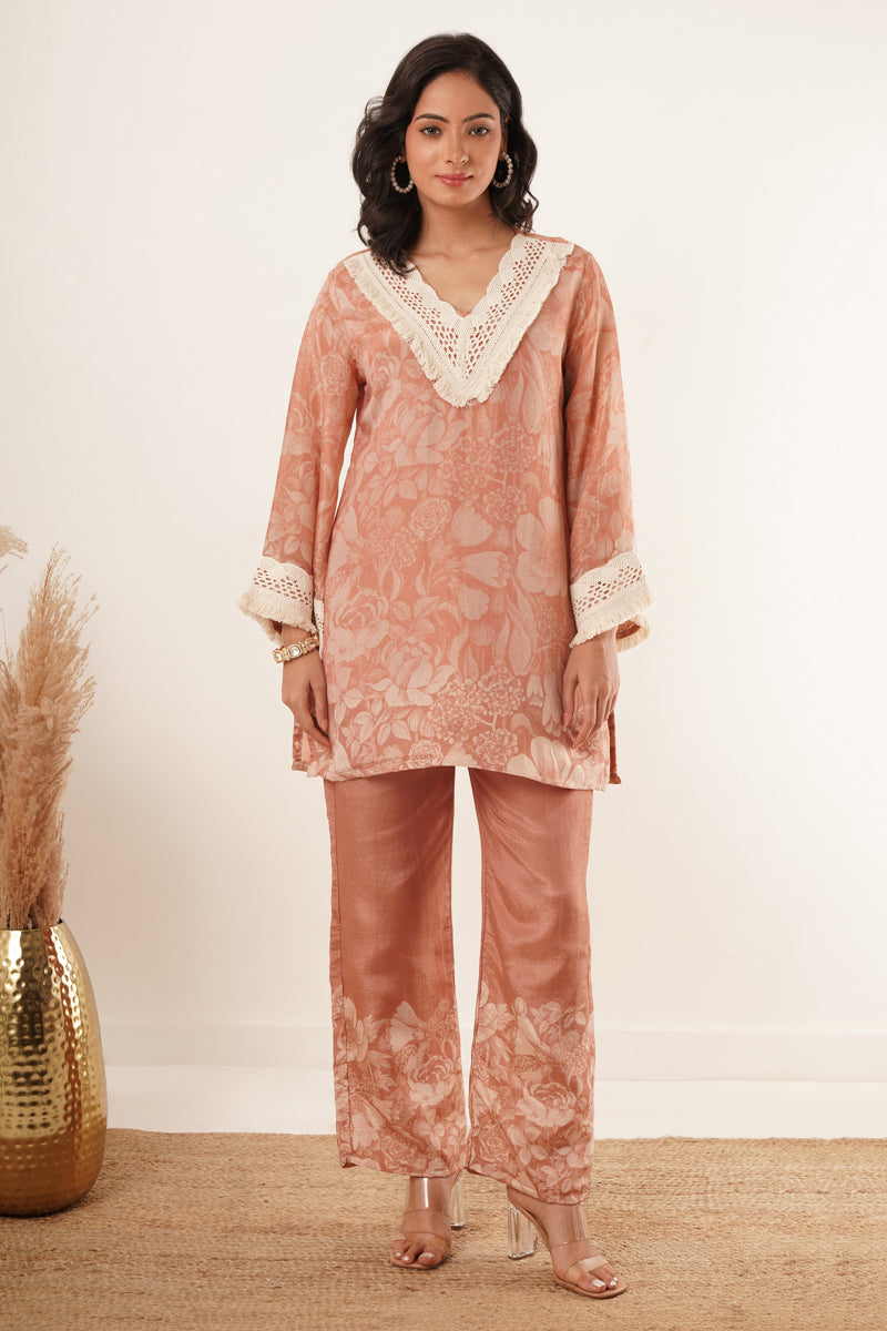 Elegant Peach Floral V-Neck Tunic Set with Lace Trim