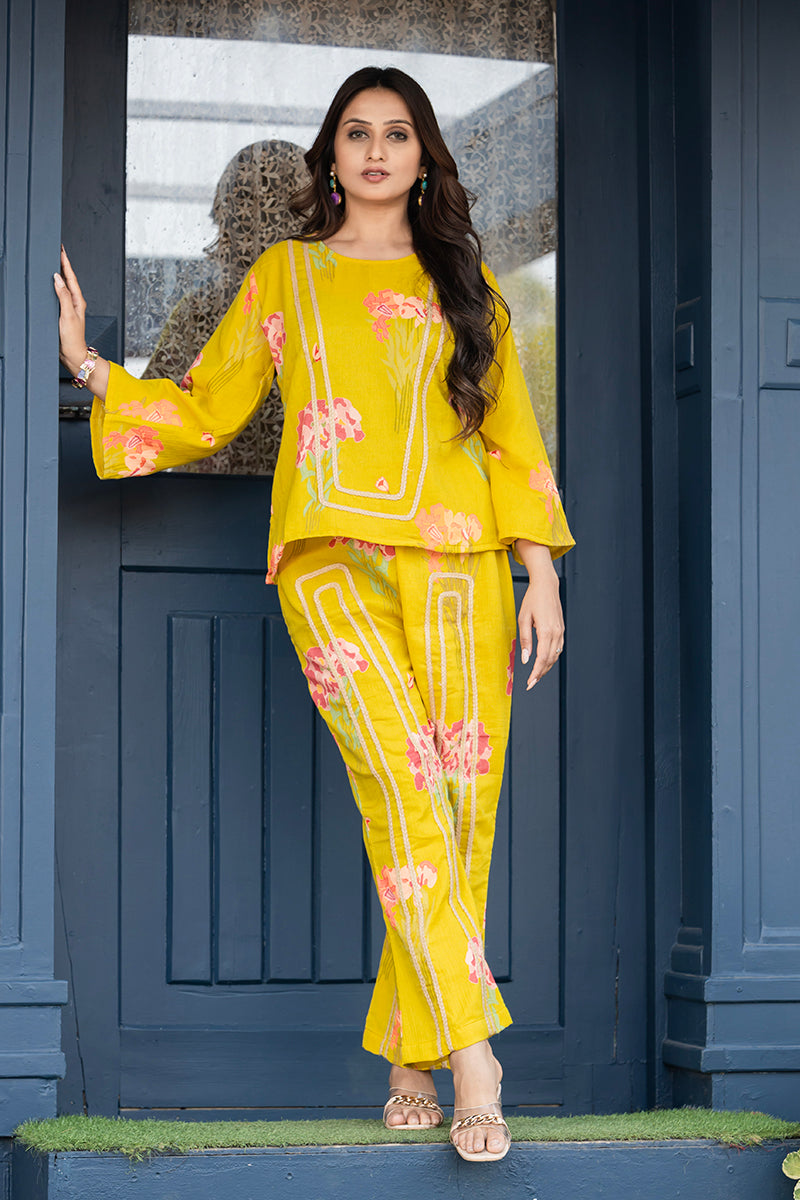 Yellow Bold Floral Print Co-ord set for women with Jute Lace